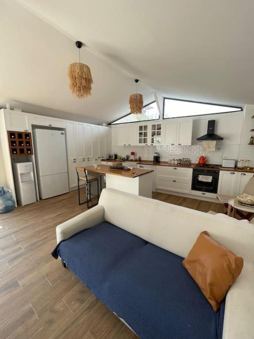 Villa Oezel Havuzlu Kiralik Tas